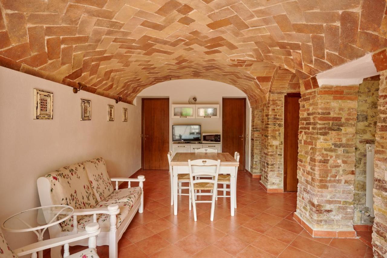 Agriturismo Il Canneto Casole d'Elsa Ngoại thất bức ảnh